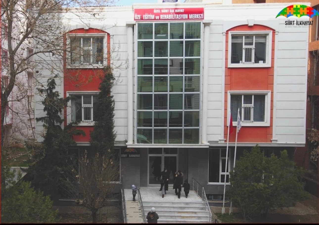 İlk Hayat Özel Eğitim Ve Rehabilitasyon Merkezi - Dil ve Konuşma Terapisi Merkezi
